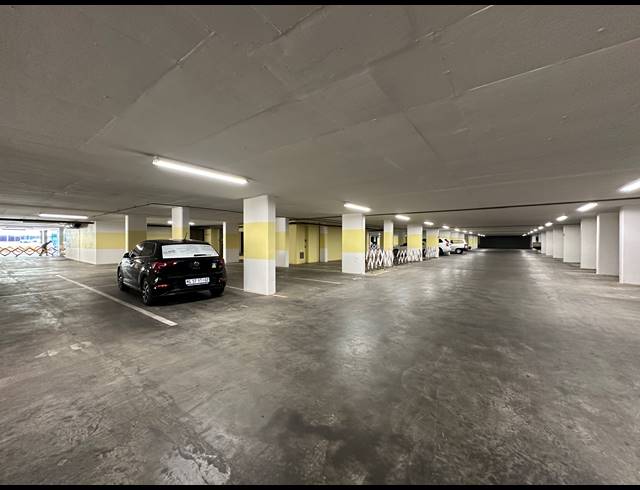 66M² OFFICE TO LET IN SANDTON CENTRAL
